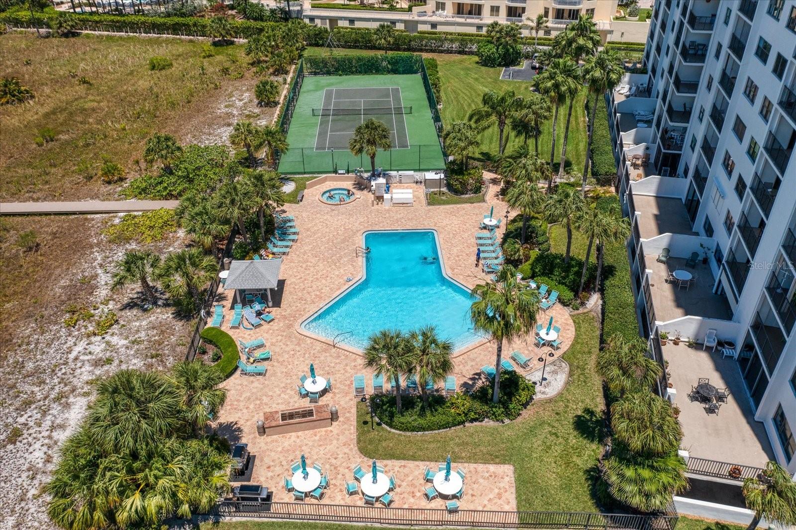 Image 31 of 33 For 1230 Gulf Blvd  603