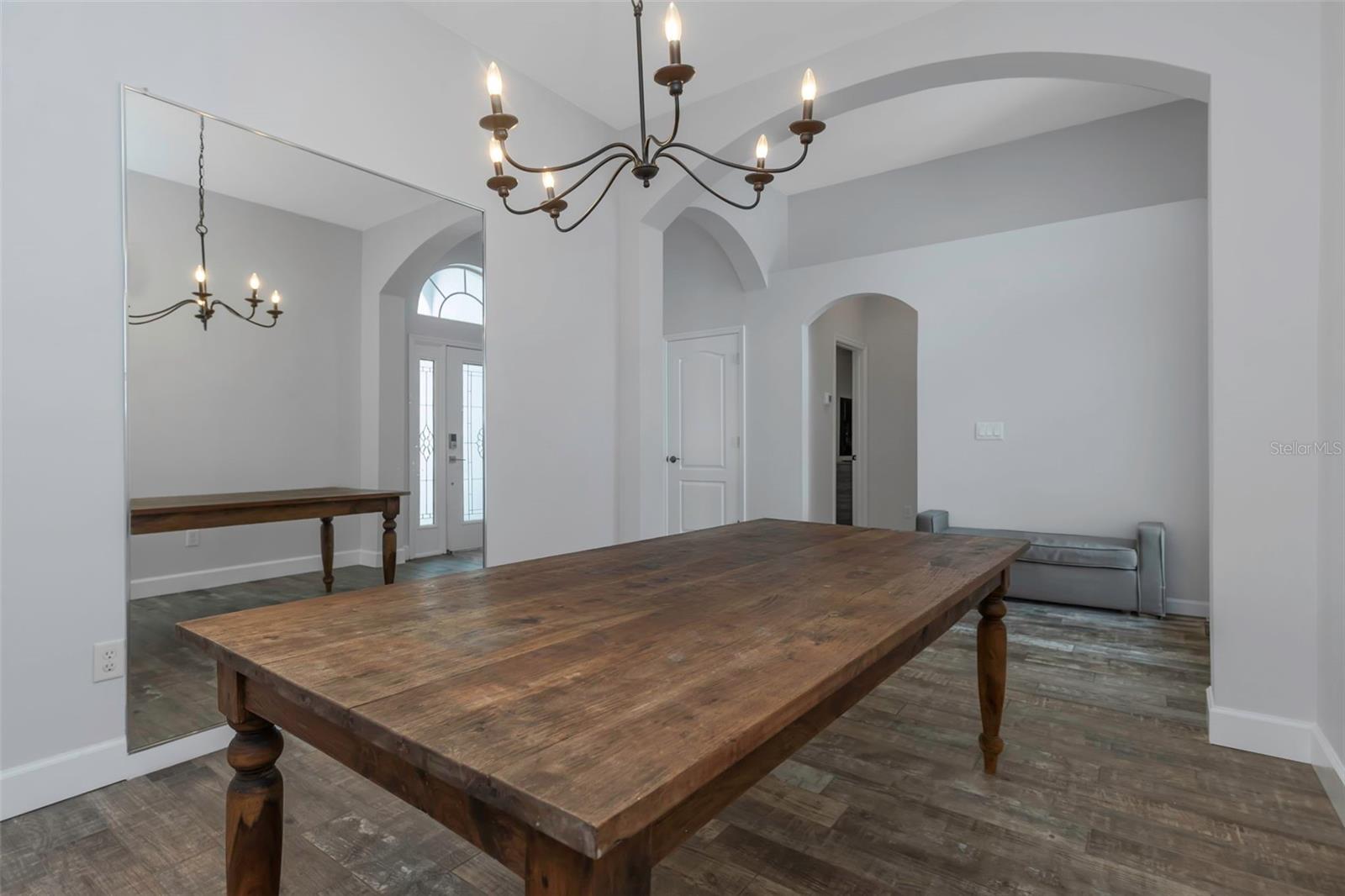 Image 13 of 79 For 18836 Maisons Drive