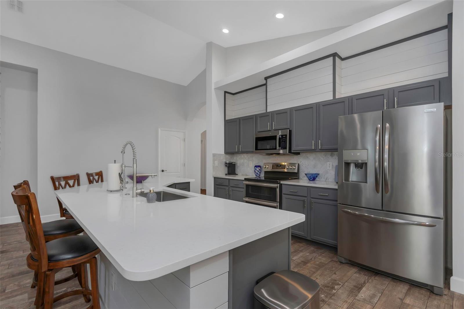 Image 25 of 79 For 18836 Maisons Drive