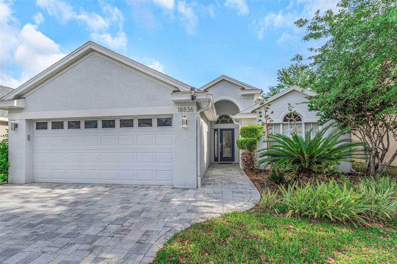 Image 4 of 79 For 18836 Maisons Drive