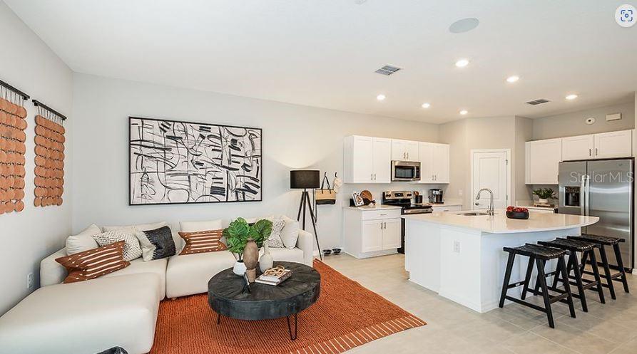 Image 4 of 22 For 2204 Paravane Way