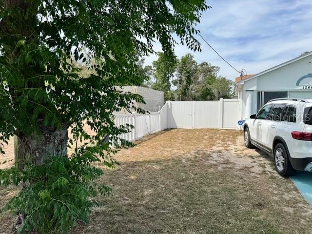 Image 5 of 26 For 12447 Drysdale Street