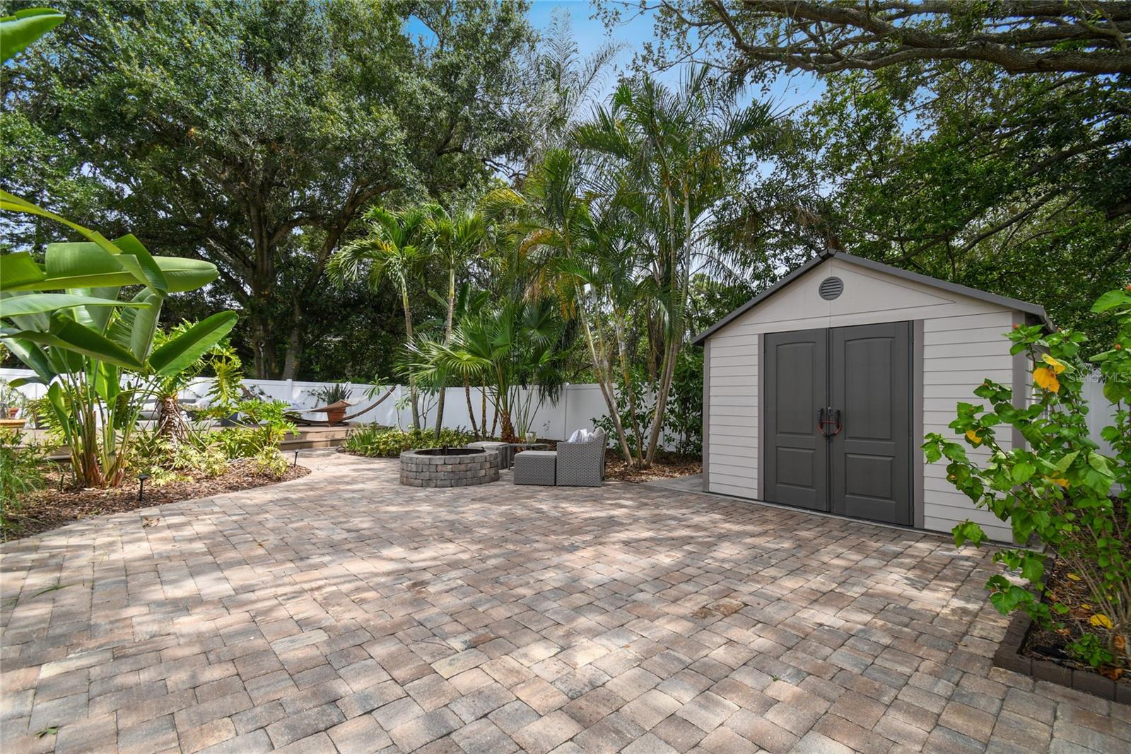 Image 30 of 36 For 3304 El Prado Boulevard