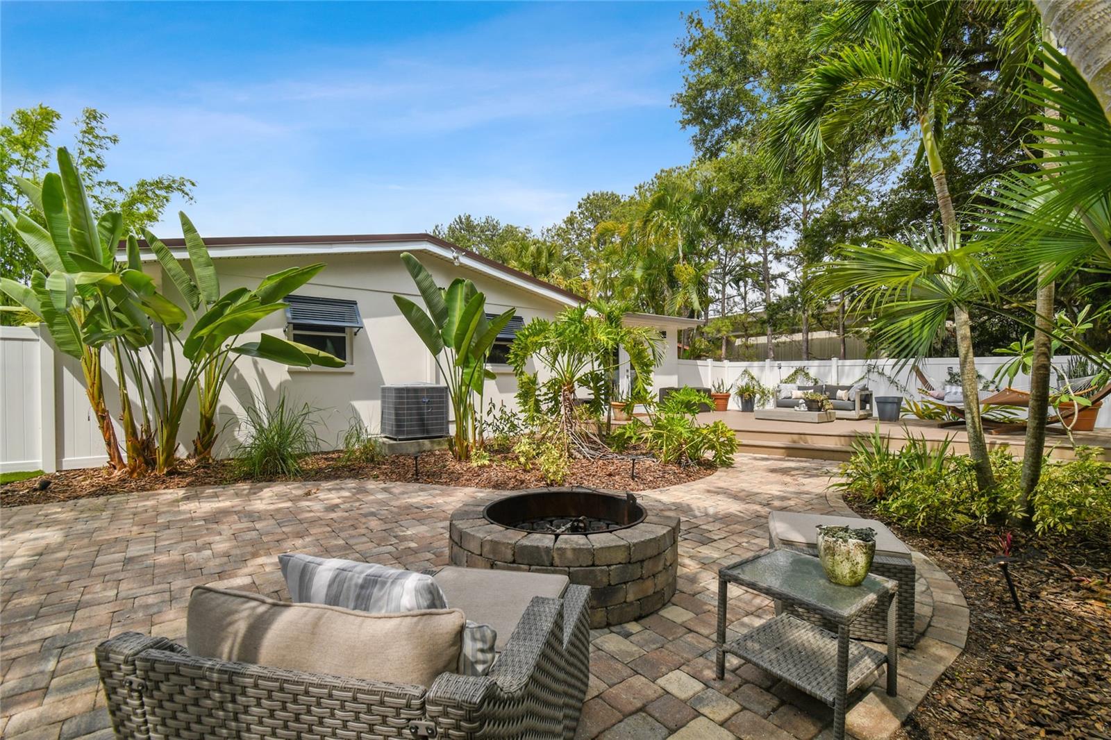 Image 31 of 36 For 3304 El Prado Boulevard