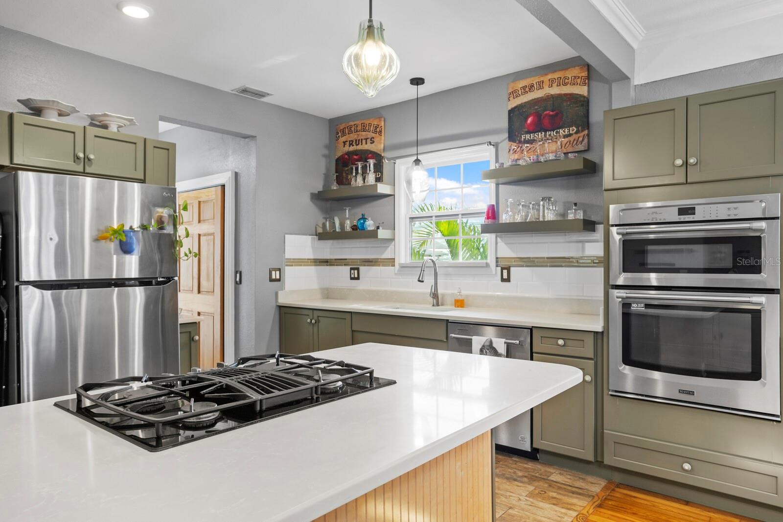 Image 14 of 56 For 2721 12th Street N