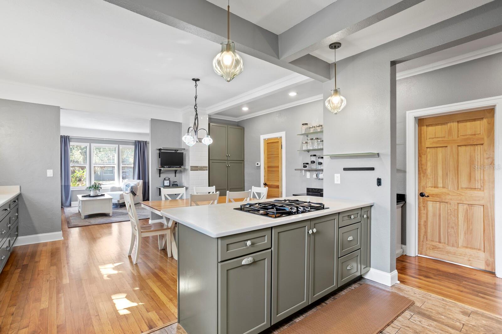 Image 16 of 56 For 2721 12th Street N
