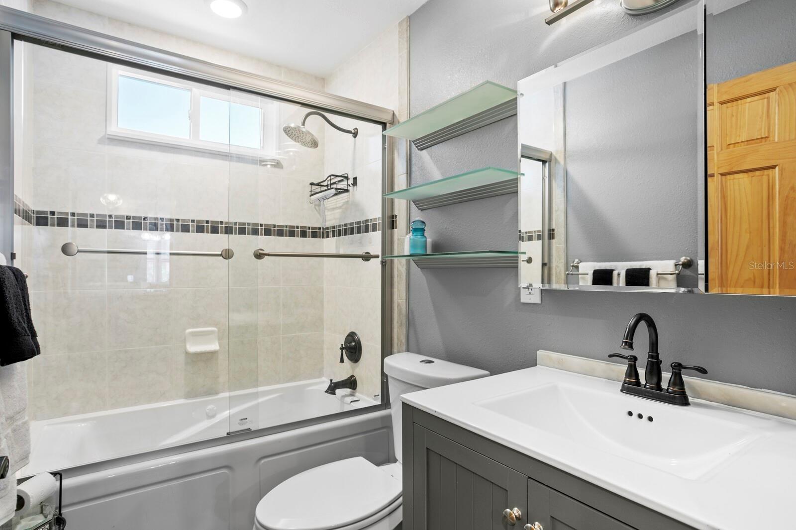 Image 18 of 56 For 2721 12th Street N