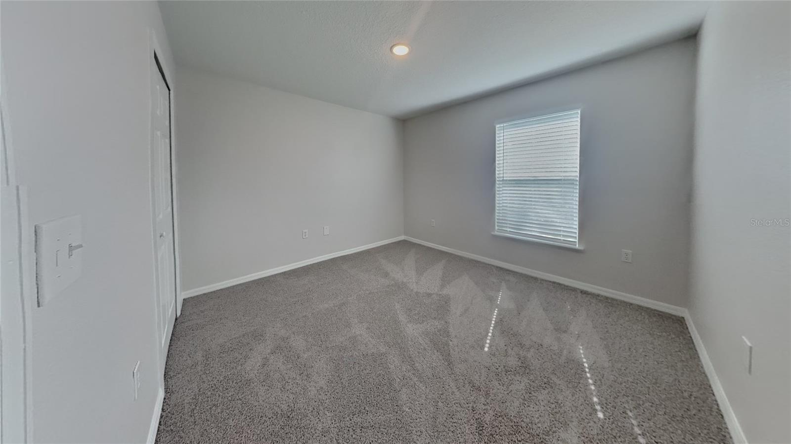 Image 11 of 17 For 105 Evergreen Drive