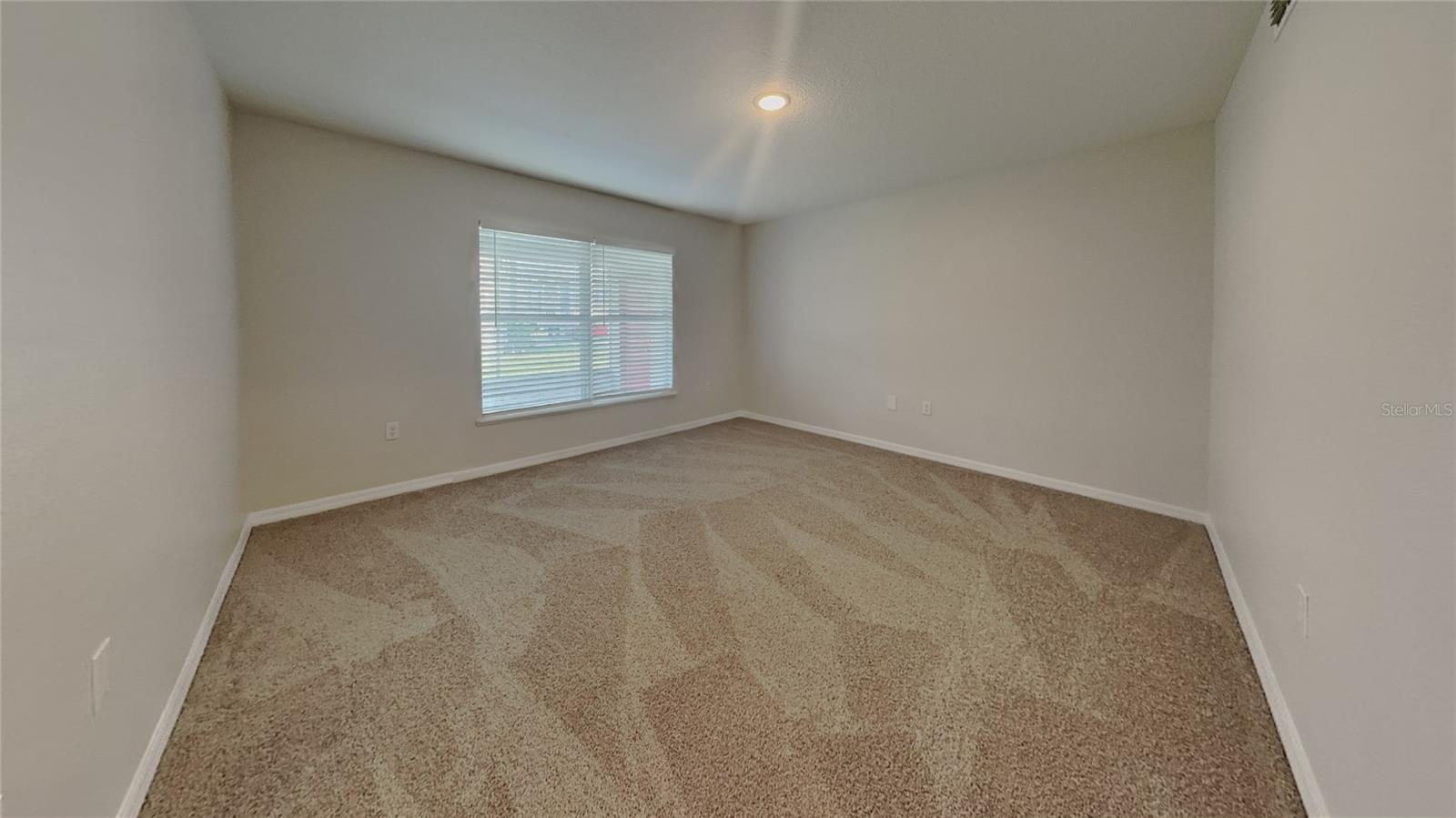Image 12 of 17 For 105 Evergreen Drive