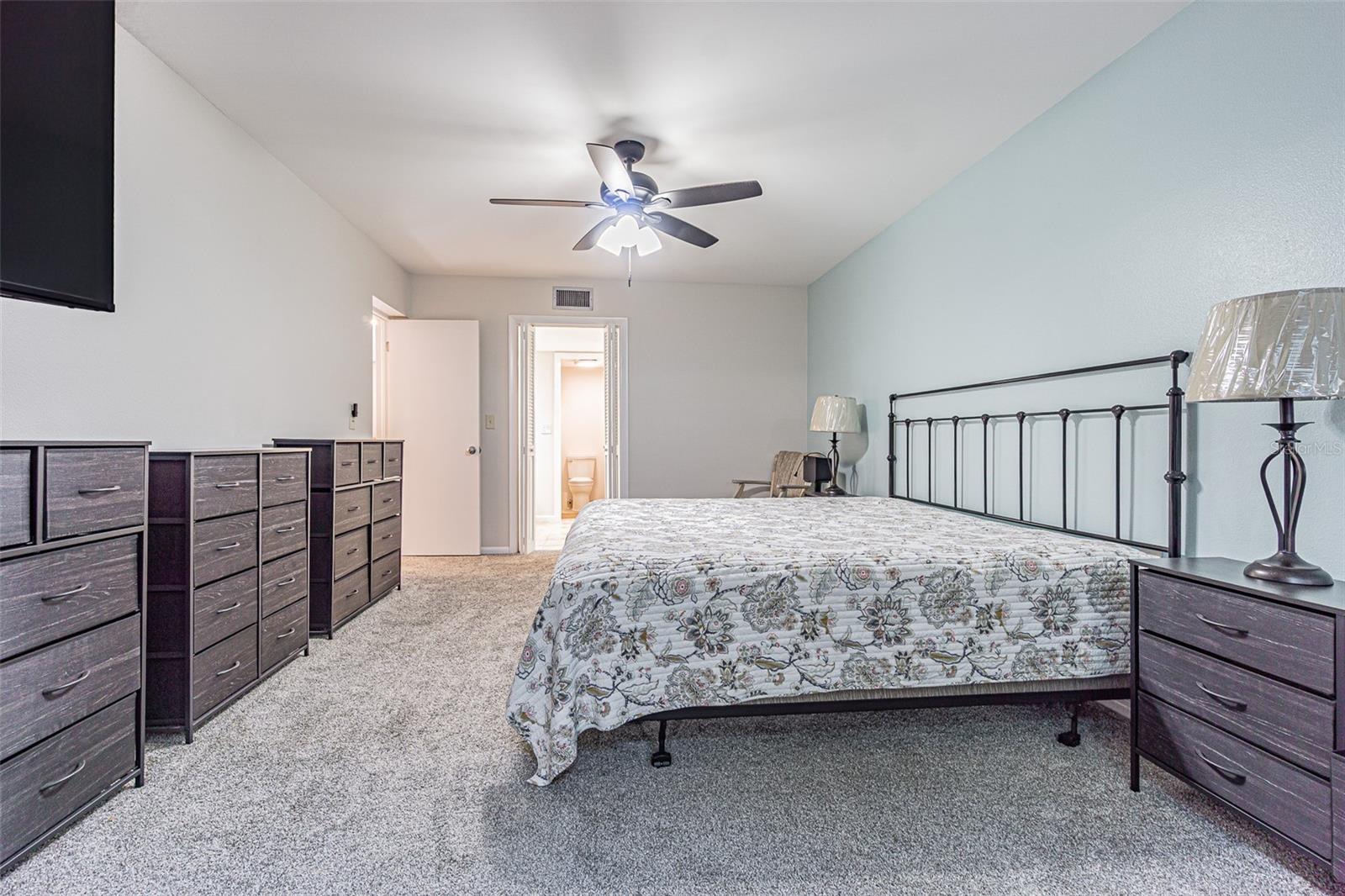 Image 13 of 40 For 4137 Northmeadow Circle