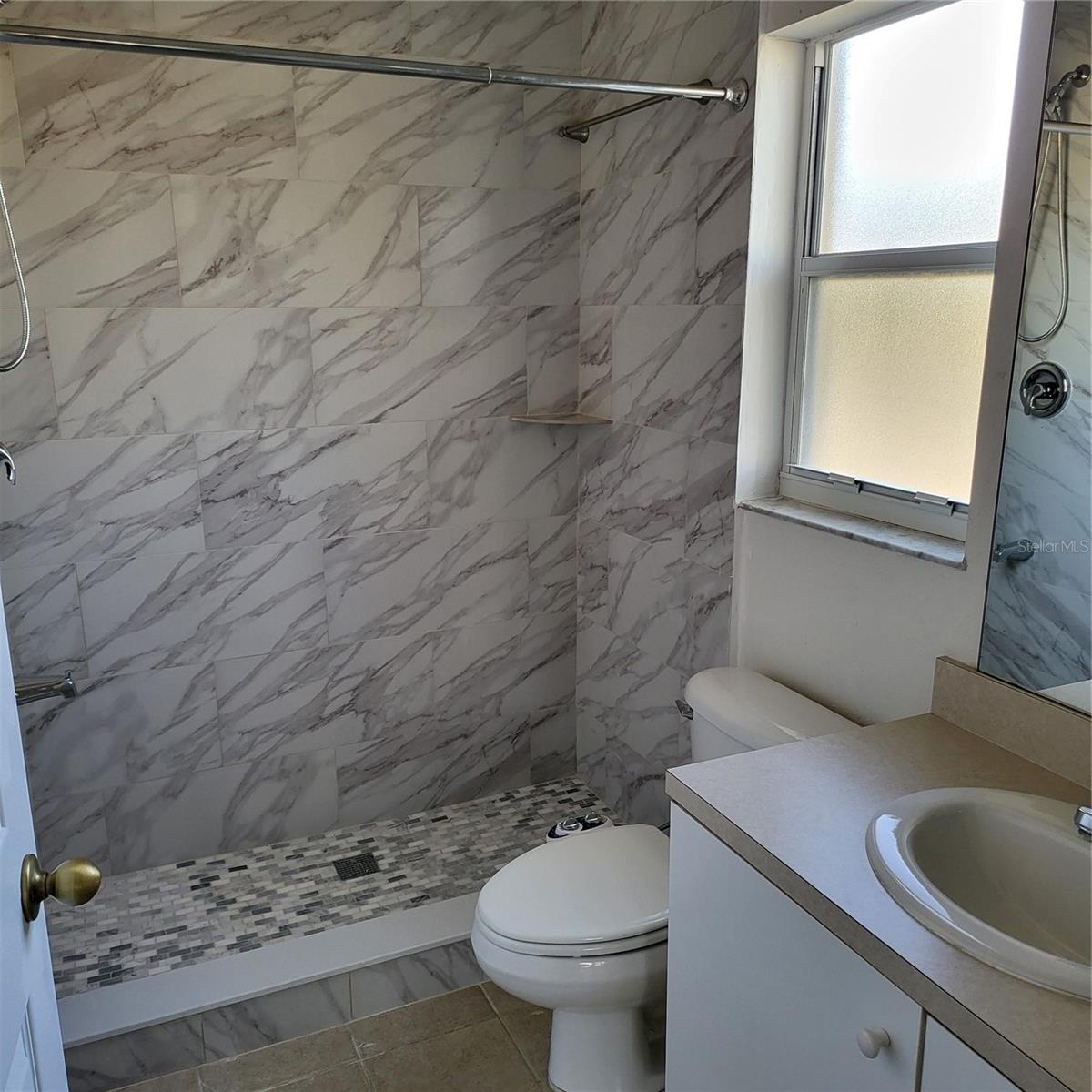 Image 14 of 18 For 18533 Pebble Lake Court