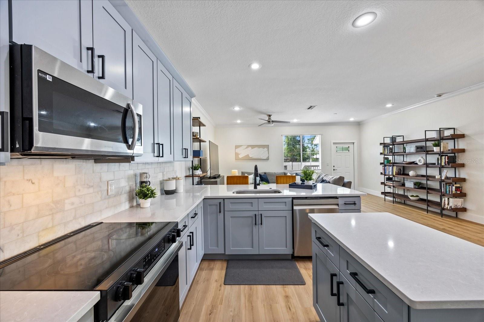 Image 10 of 42 For 2622 Horatio Street