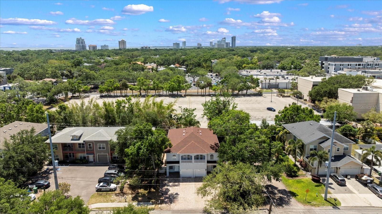 Image 31 of 42 For 2622 Horatio Street