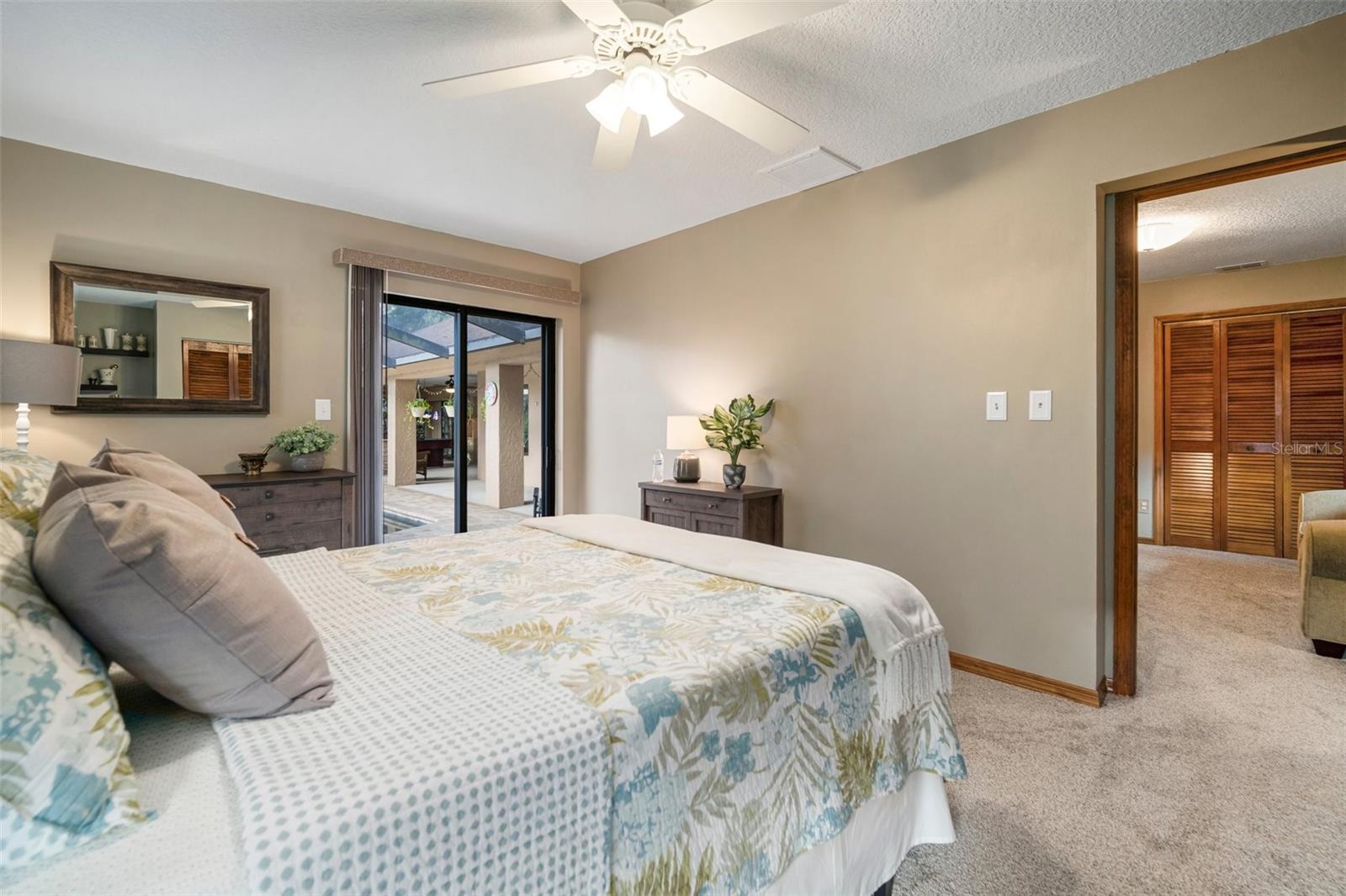 Listing photo id 27 for 3427 Forest Bridge Circle