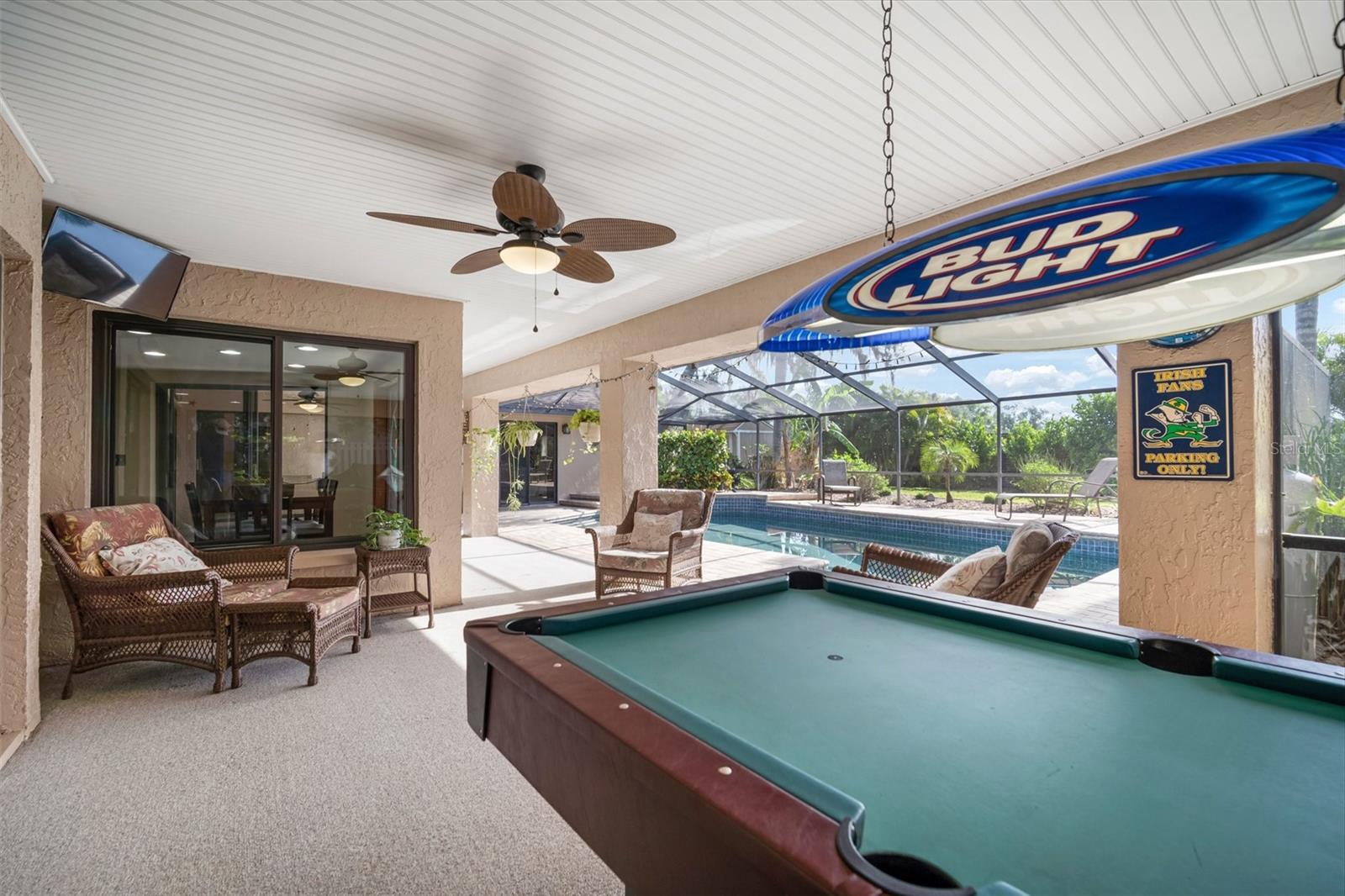 Listing photo id 31 for 3427 Forest Bridge Circle