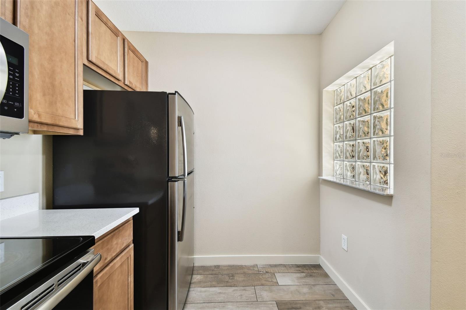 Image 18 of 87 For 1231 Godavari Way 103