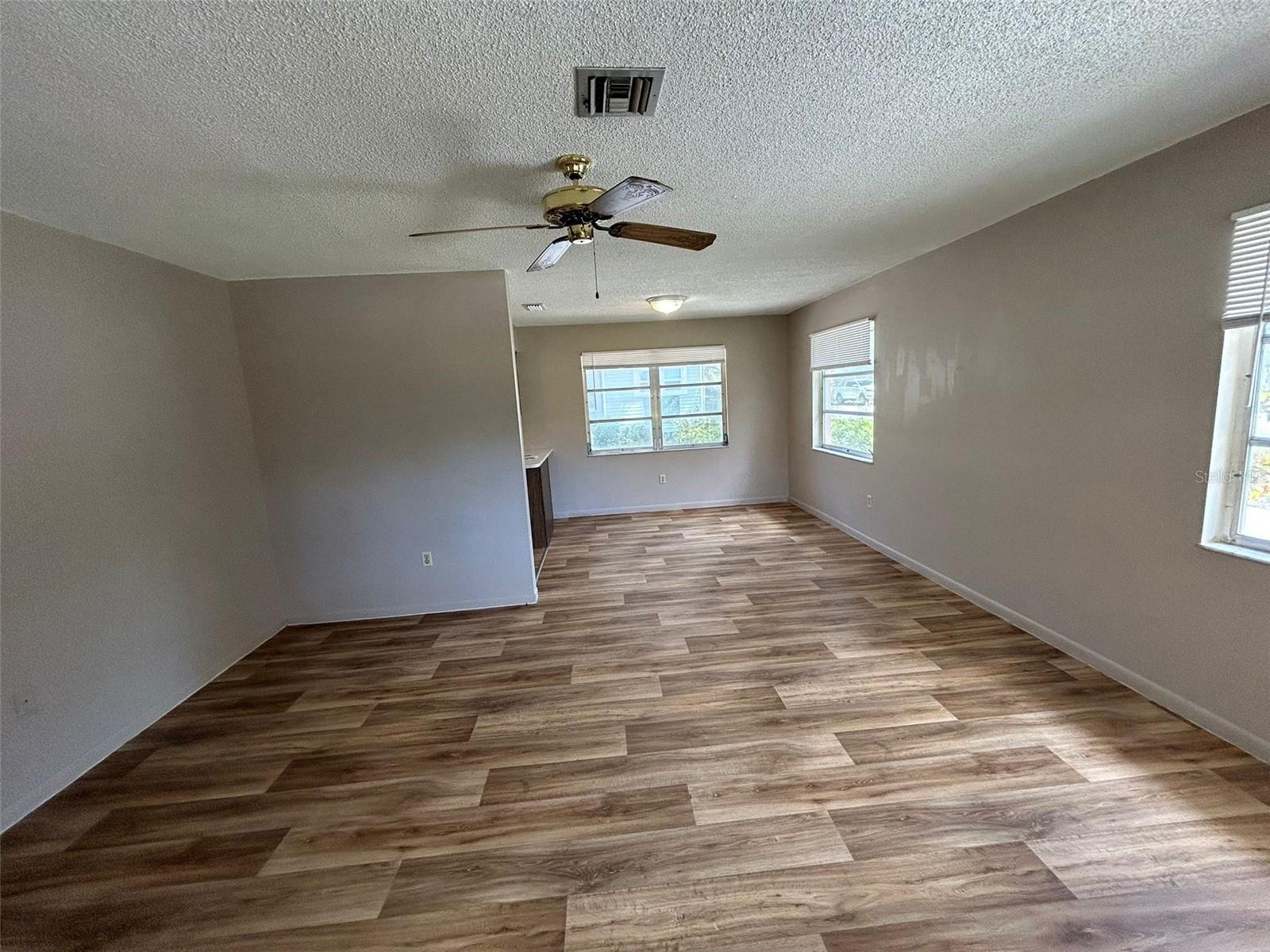 Image 11 of 65 For 3025 54th Street S