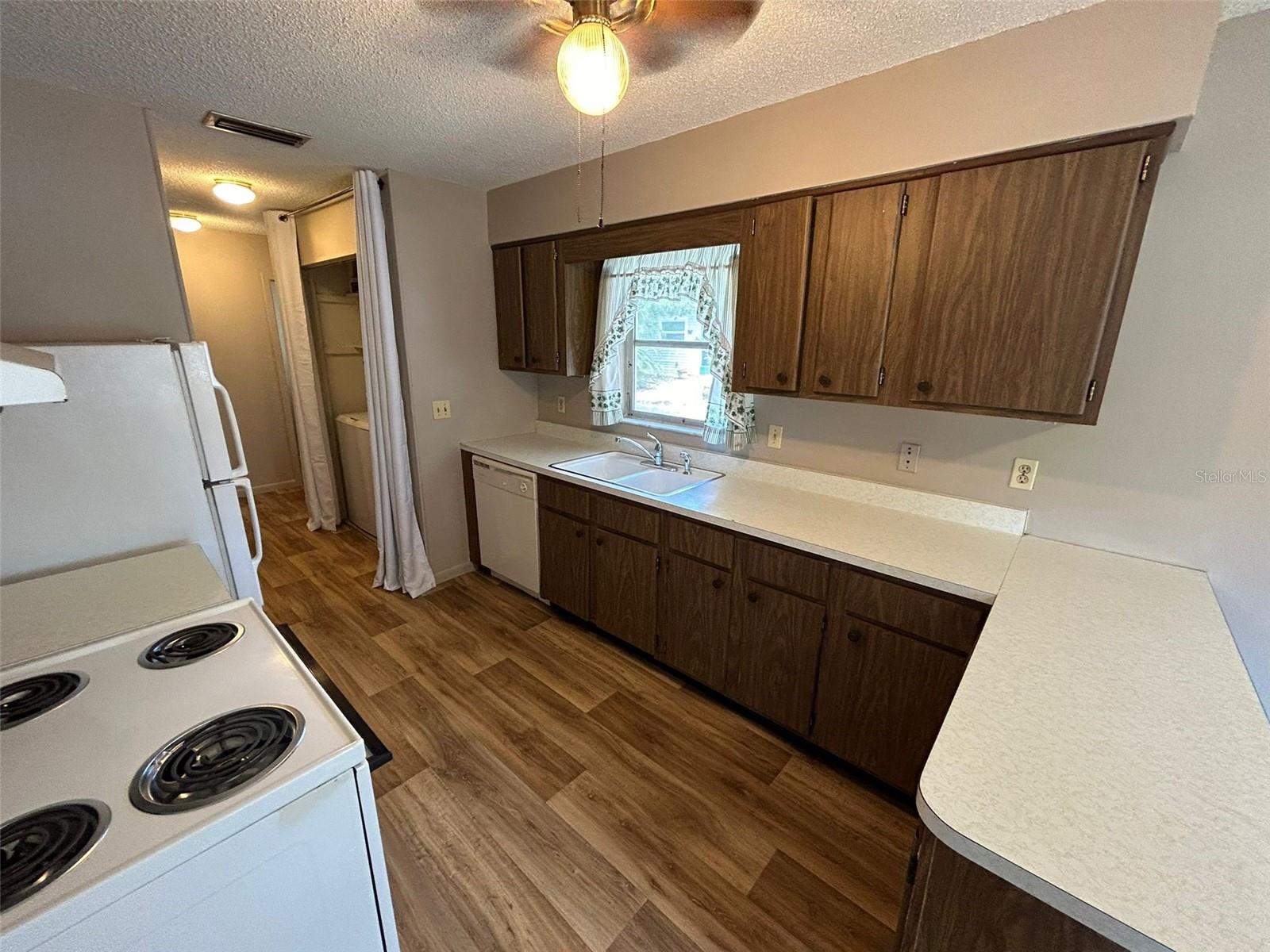 Image 15 of 65 For 3025 54th Street S