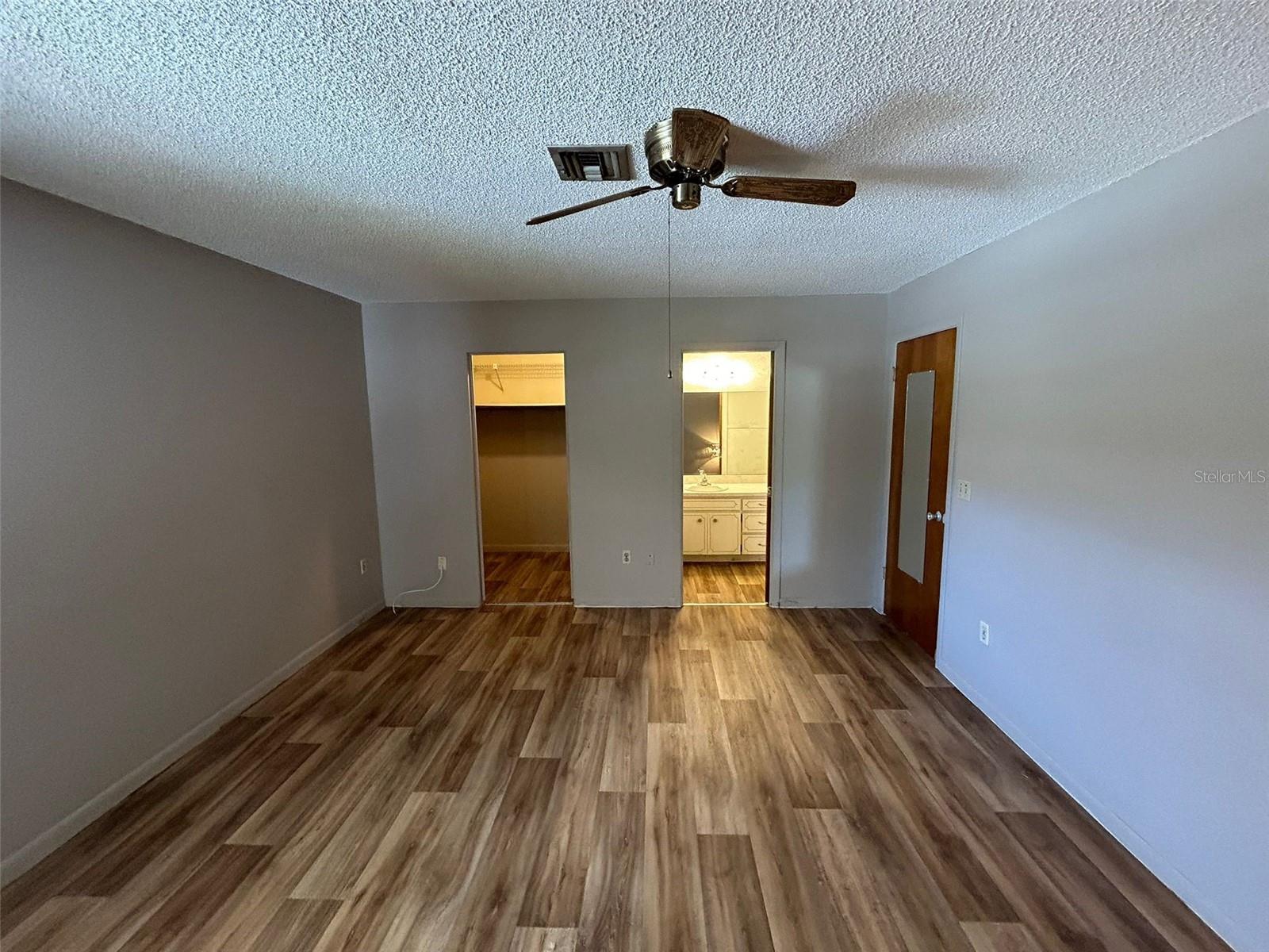 Image 19 of 65 For 3025 54th Street S