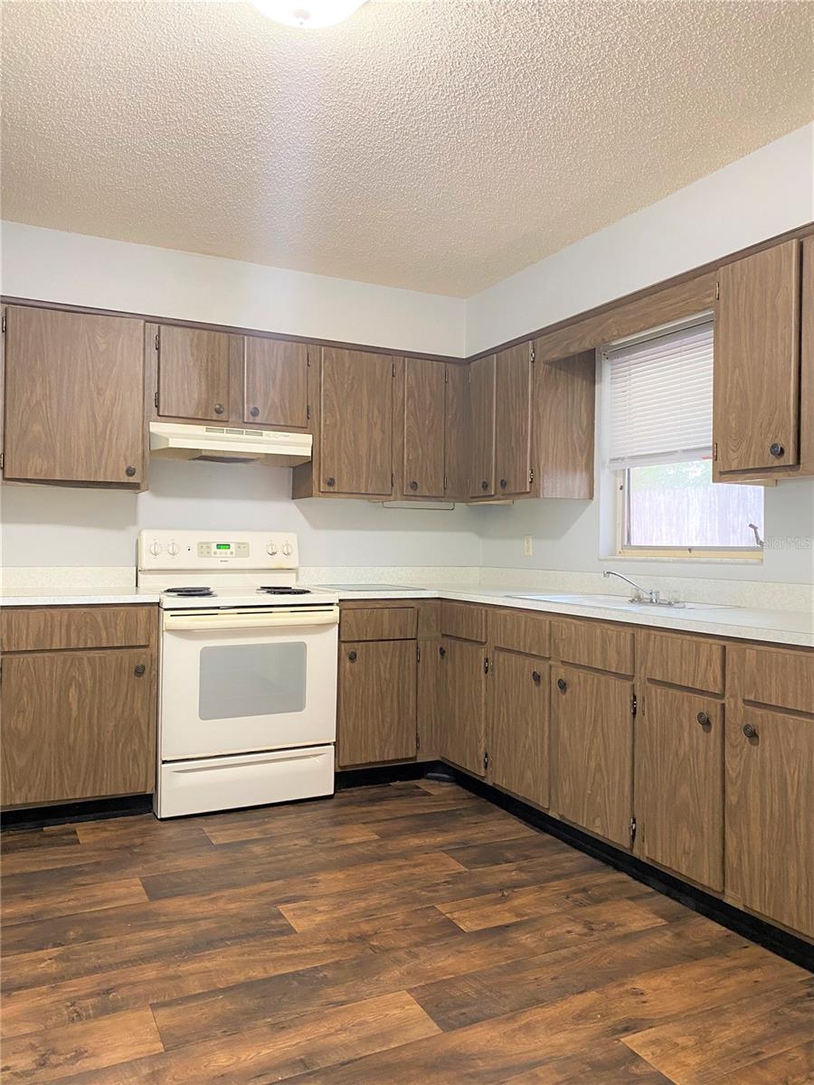 Image 24 of 65 For 3025 54th Street S