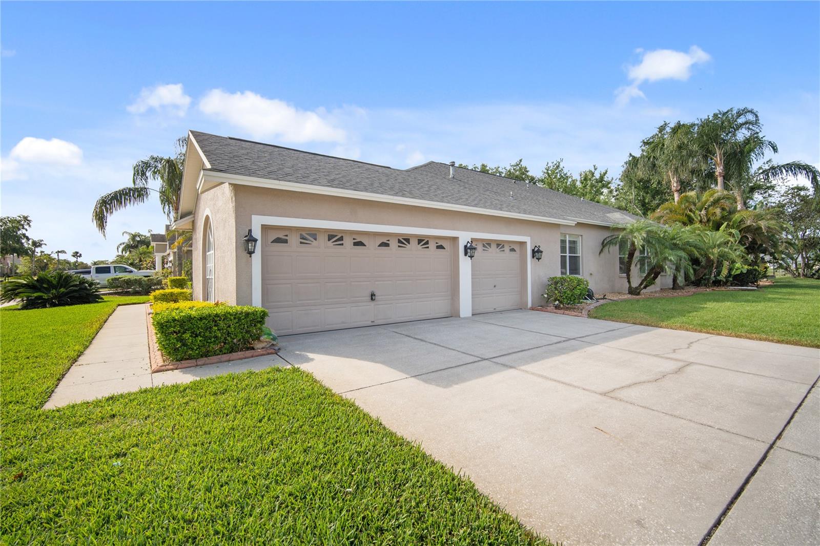 Details for 9901 Kingshyre Way, TAMPA, FL 33647