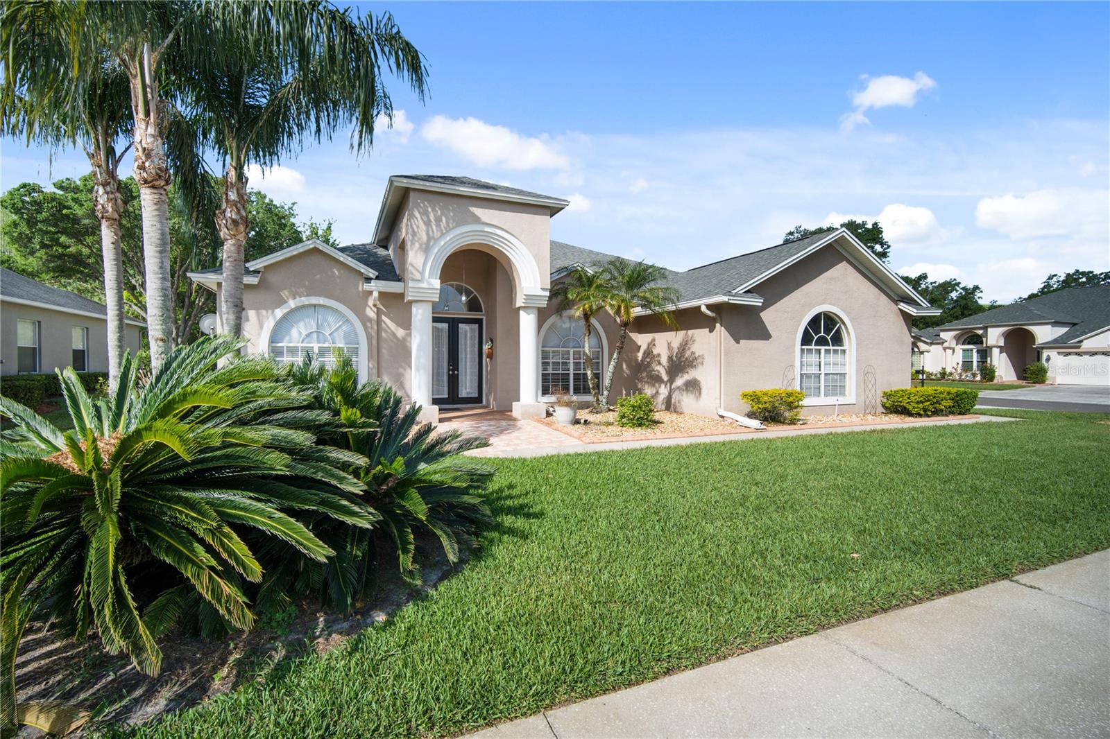 Image 4 of 29 For 9901 Kingshyre Way