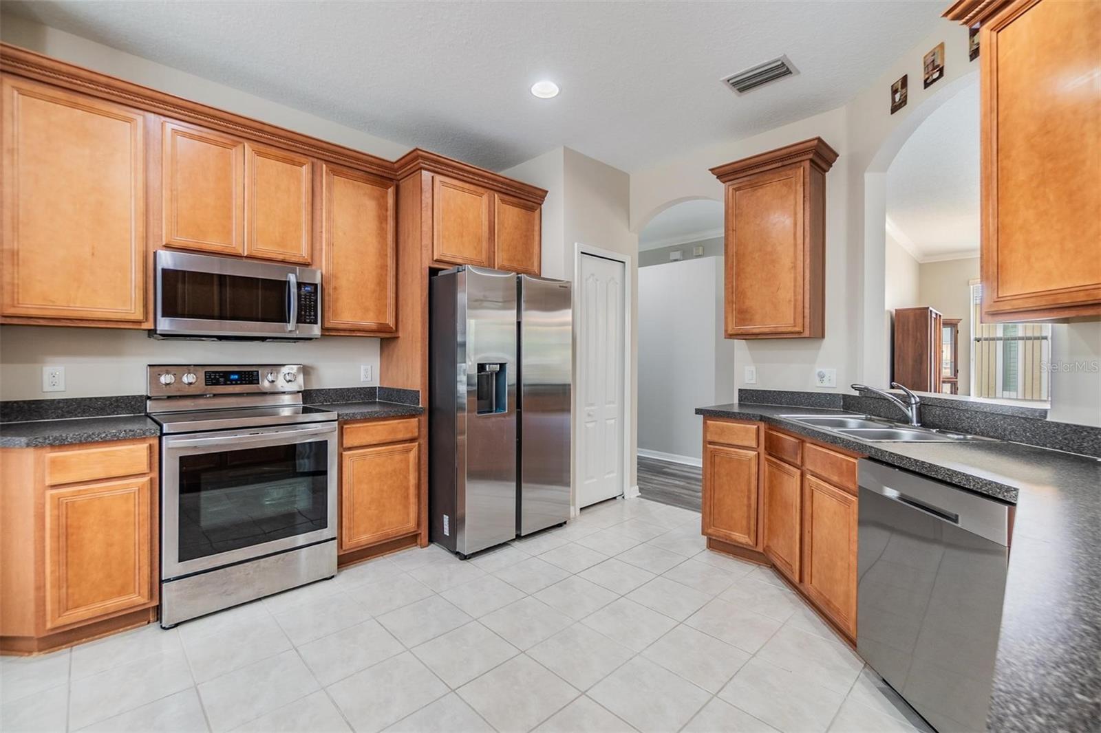Image 10 of 60 For 7815 Blue Spring Drive