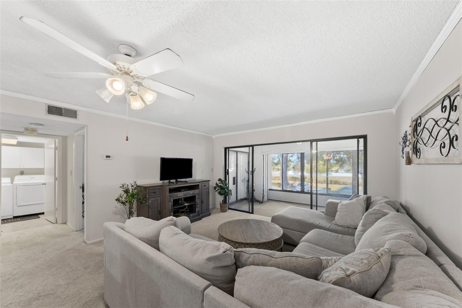 Image 10 of 48 For 2693 Sabal Springs Circle 201