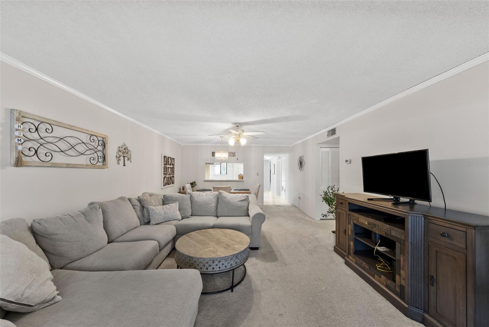 Image 11 of 48 For 2693 Sabal Springs Circle 201