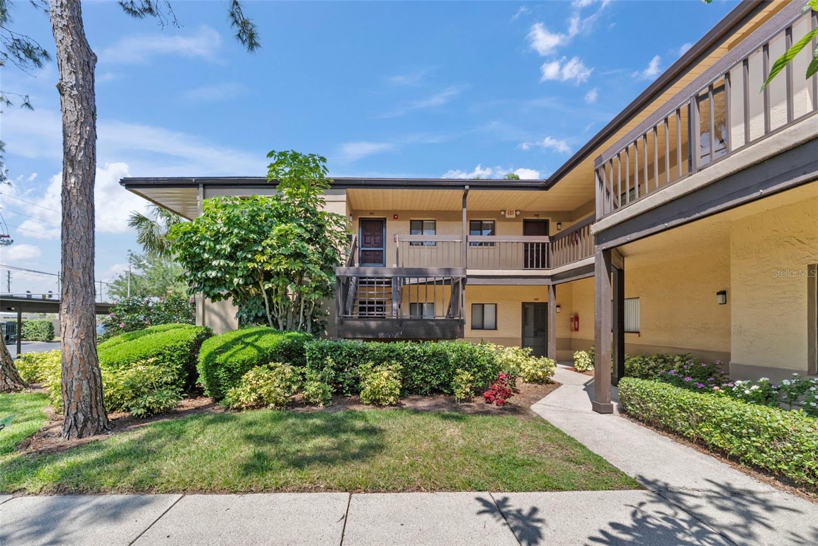 Image 2 of 48 For 2693 Sabal Springs Circle 201