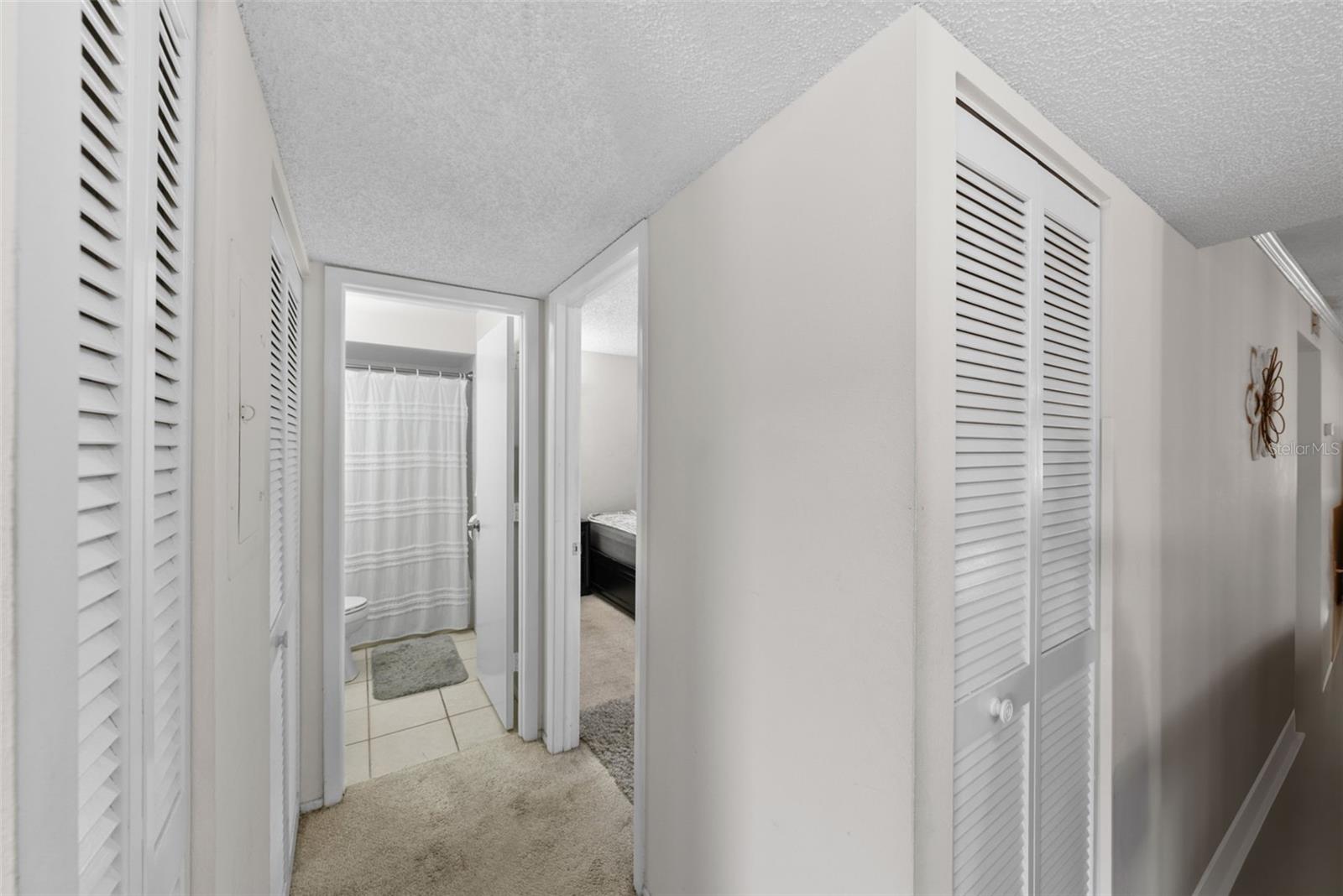 Image 23 of 48 For 2693 Sabal Springs Circle 201