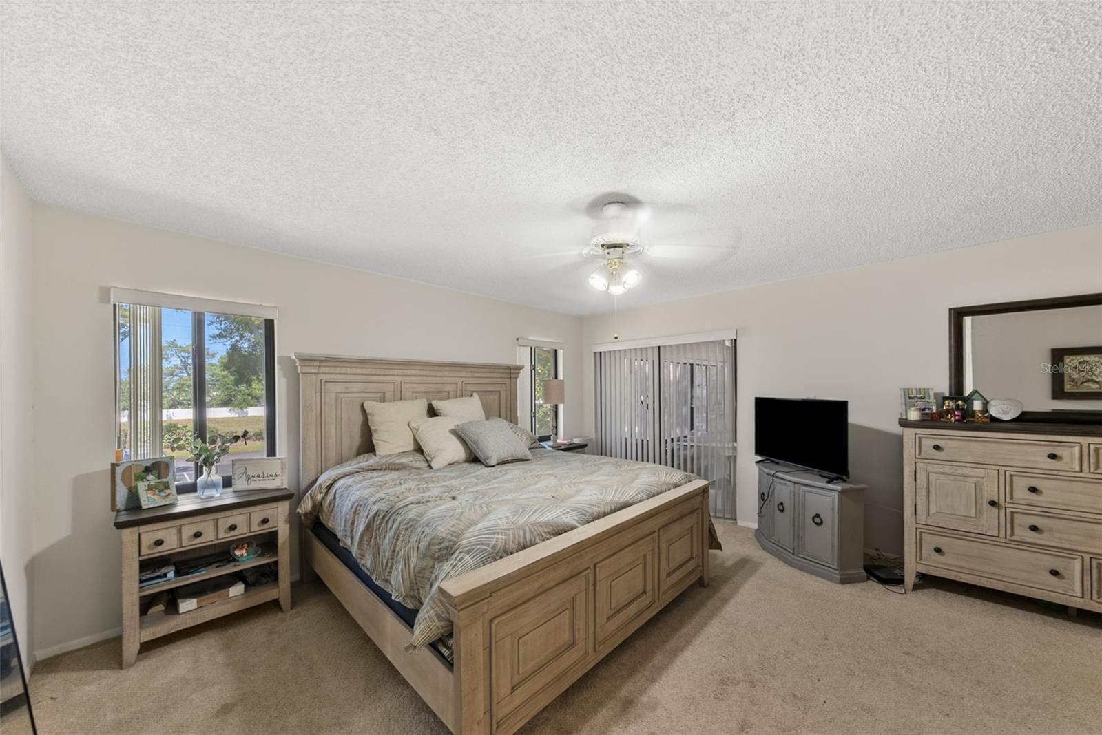 Image 28 of 48 For 2693 Sabal Springs Circle 201