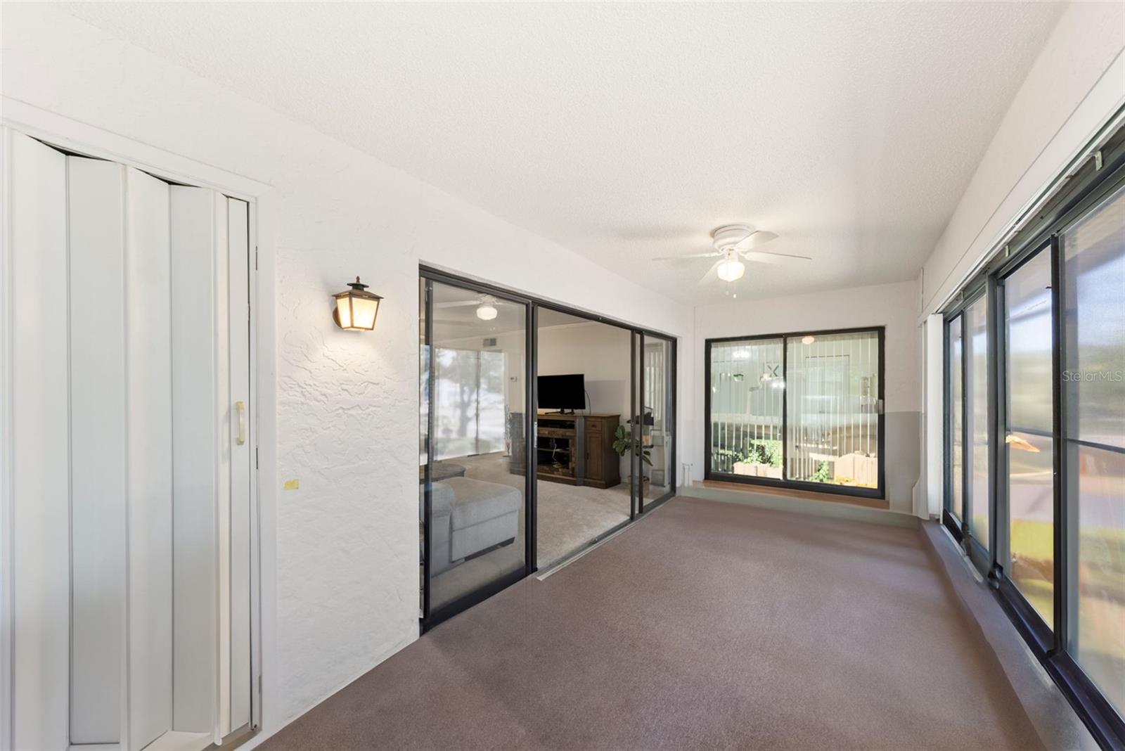 Image 40 of 48 For 2693 Sabal Springs Circle 201