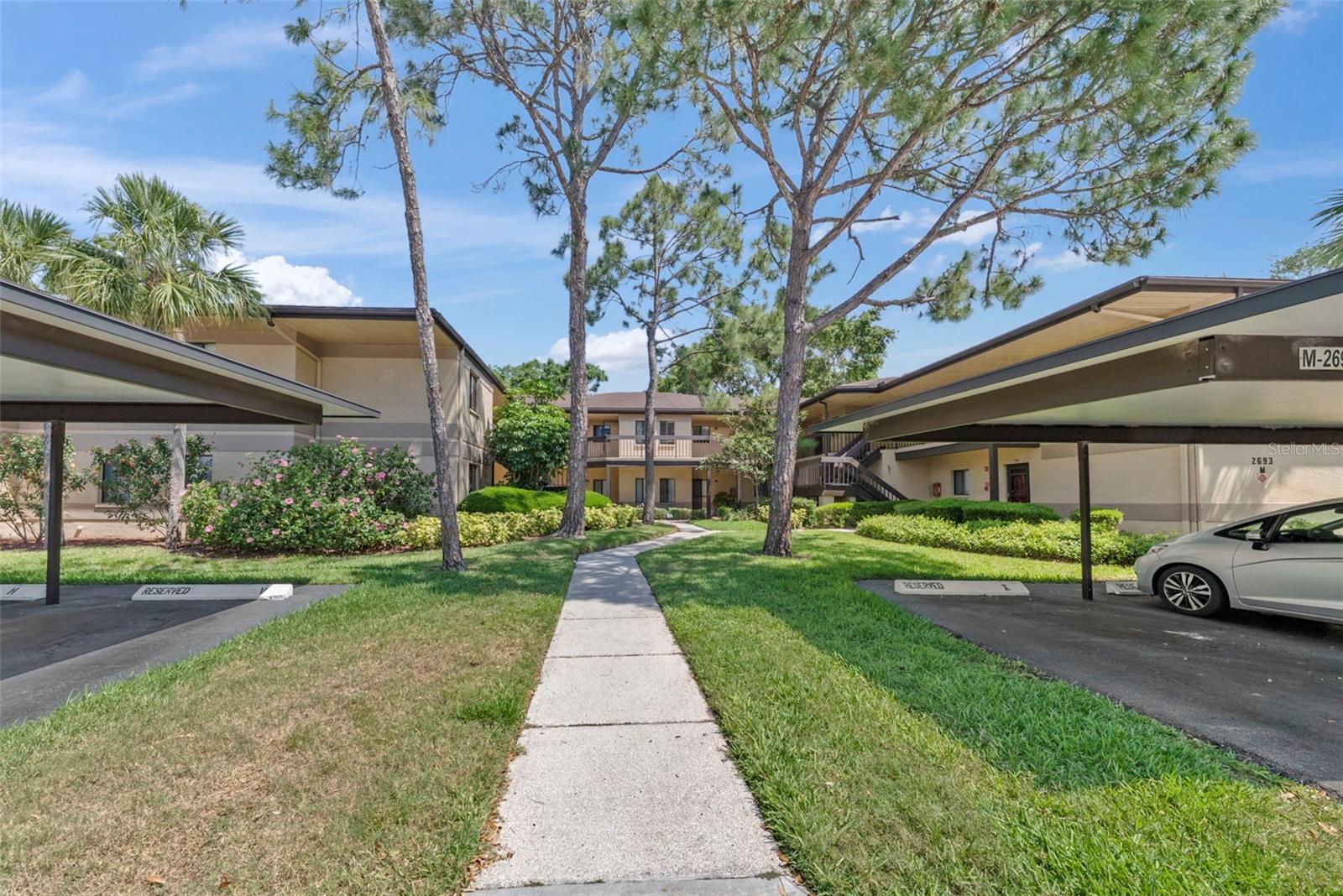 Image 43 of 48 For 2693 Sabal Springs Circle 201