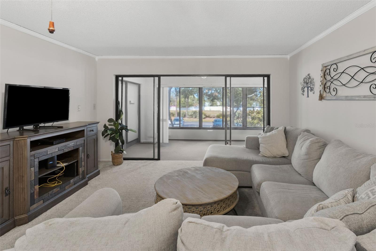 Image 8 of 48 For 2693 Sabal Springs Circle 201