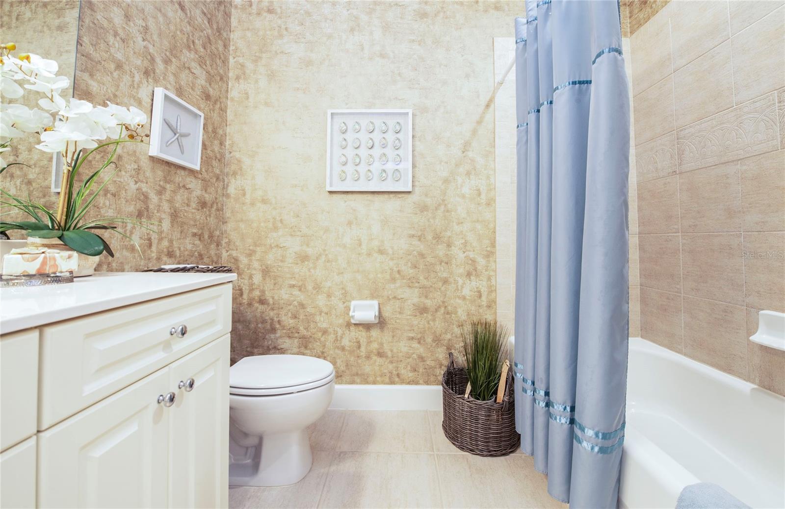 Image 55 of 88 For 6303 Vista Verde Drive E