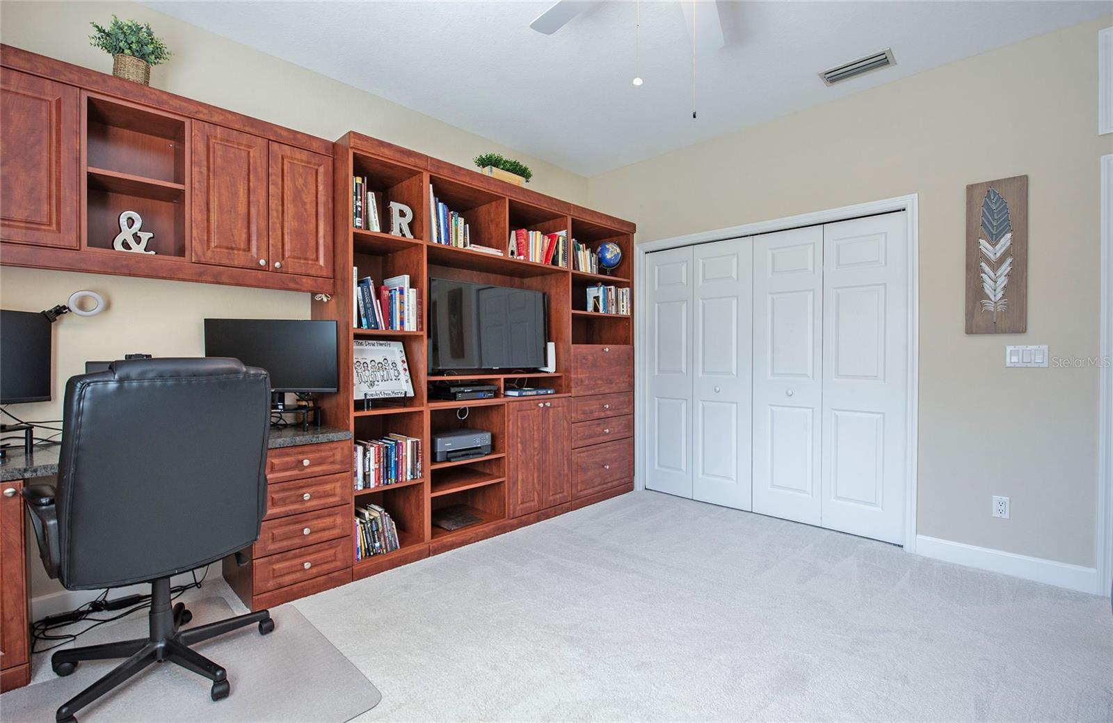 Image 61 of 88 For 6303 Vista Verde Drive E