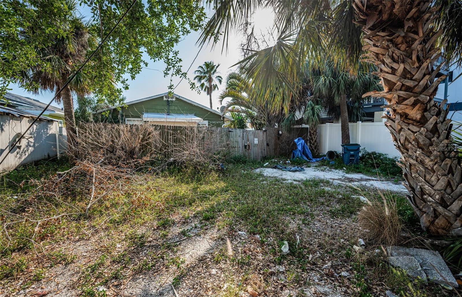 Image 12 of 21 For 12409 Gulf Boulevard