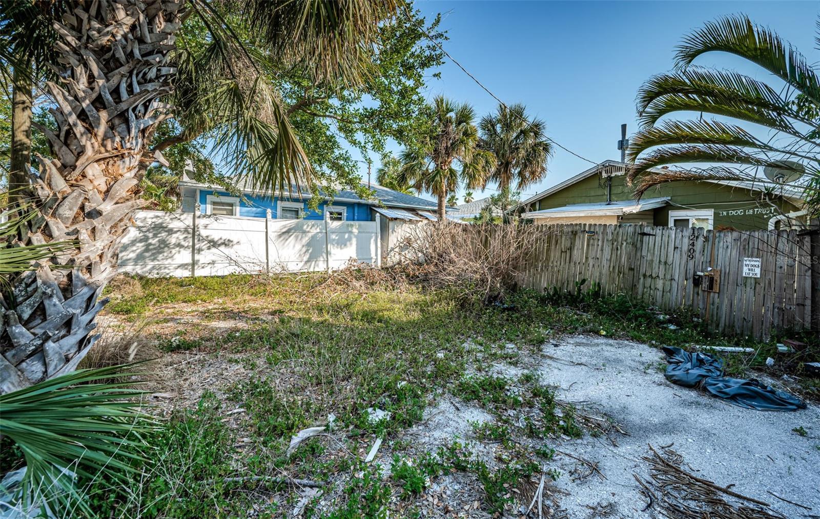 Image 13 of 21 For 12409 Gulf Boulevard