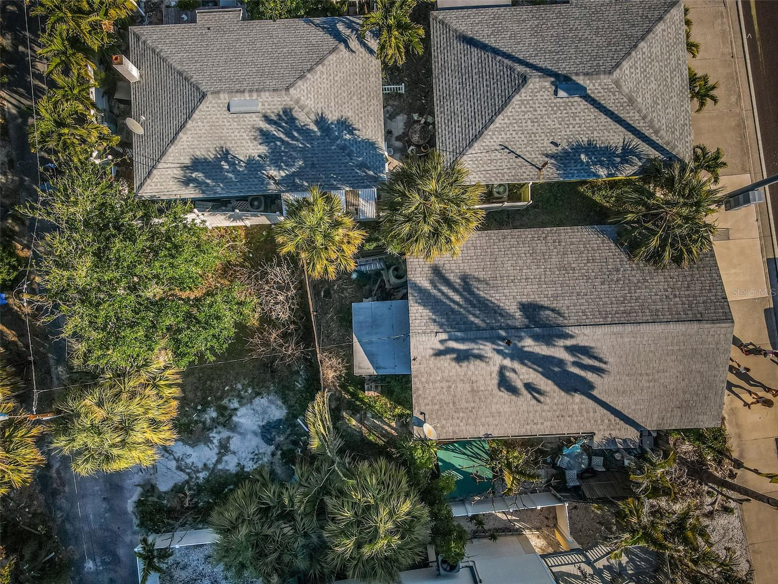 Image 14 of 21 For 12409 Gulf Boulevard
