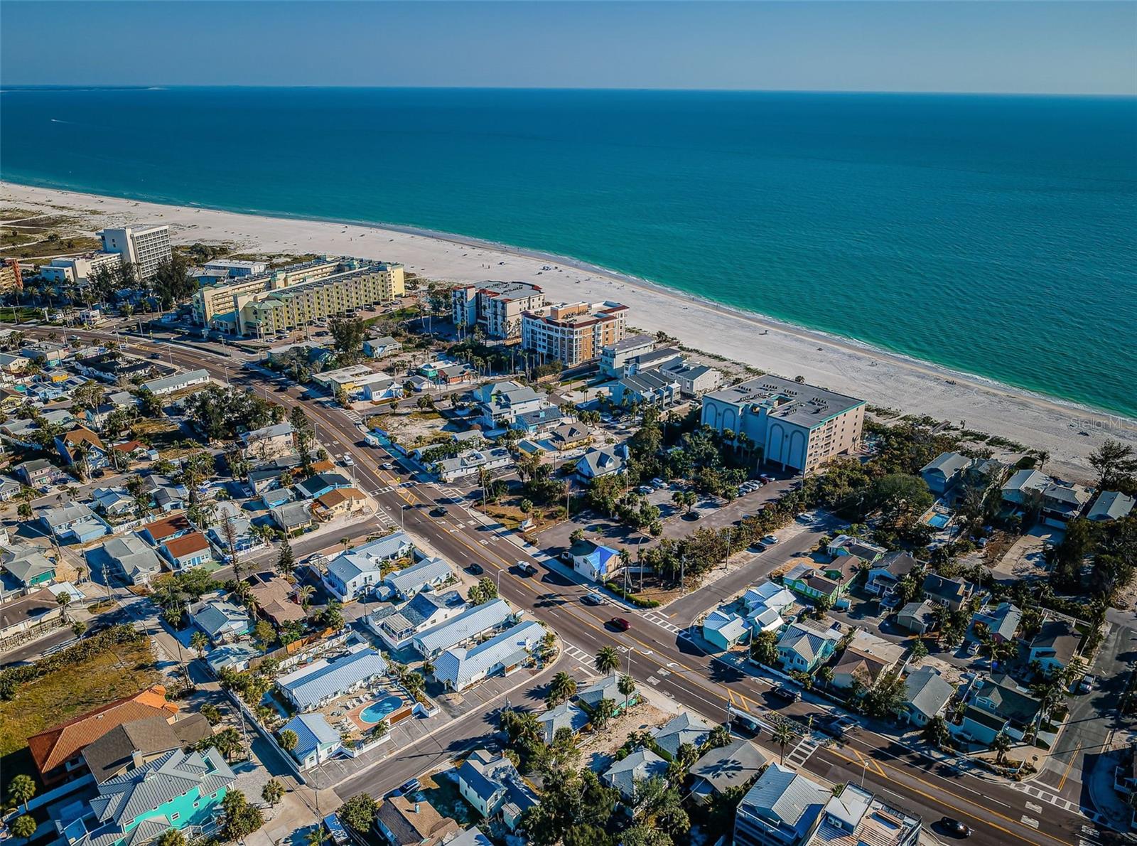 Image 19 of 21 For 12409 Gulf Boulevard