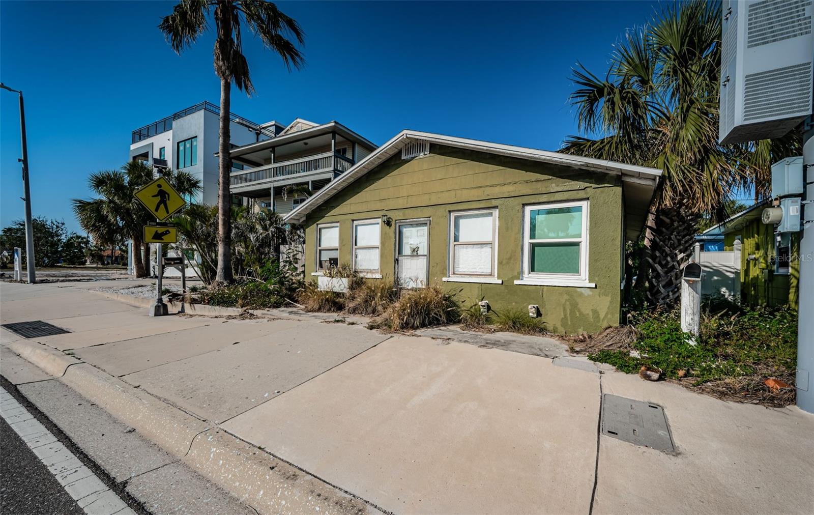 Image 5 of 21 For 12409 Gulf Boulevard