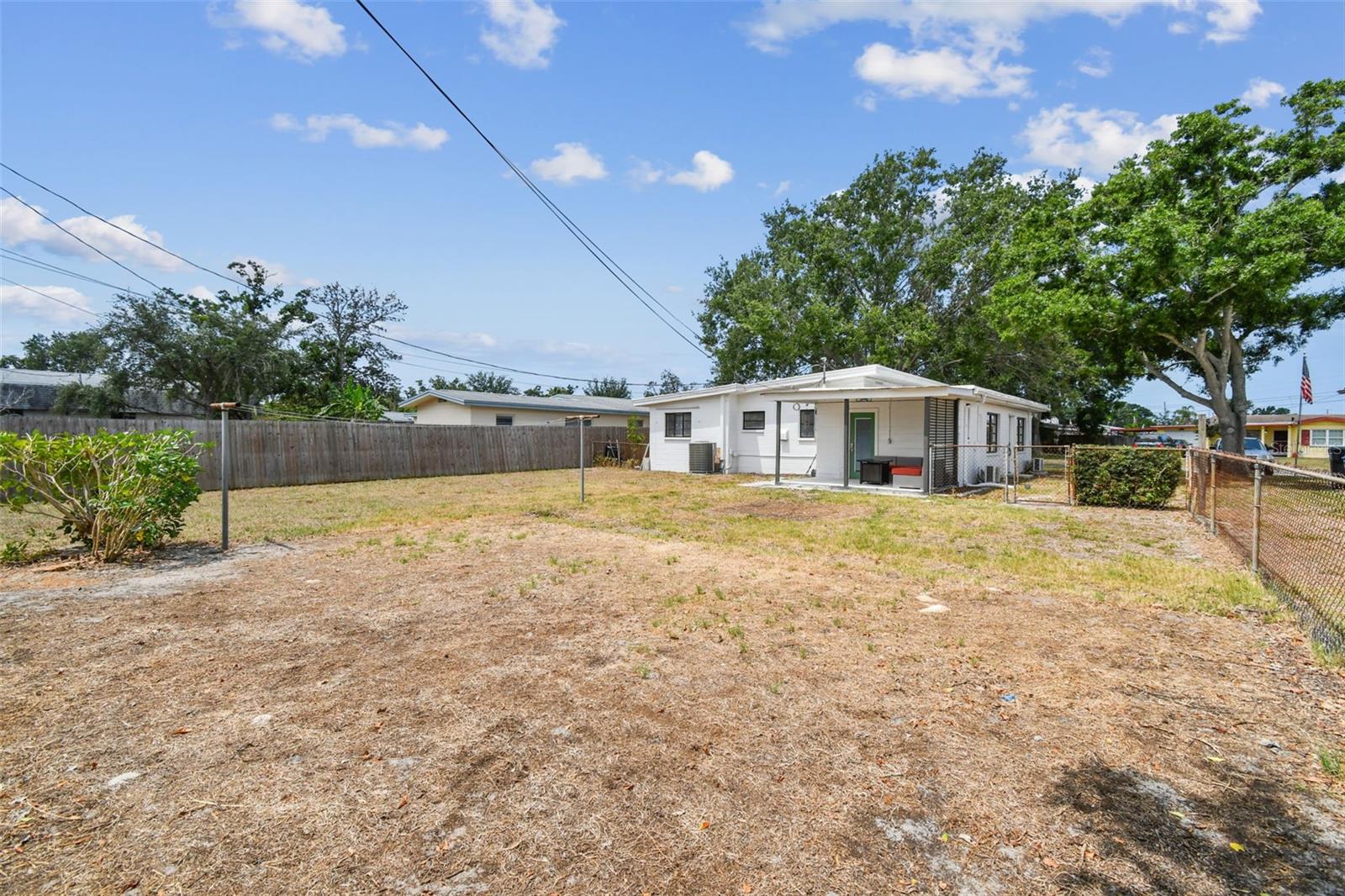 Image 31 of 34 For 5121 Flamingo Drive N