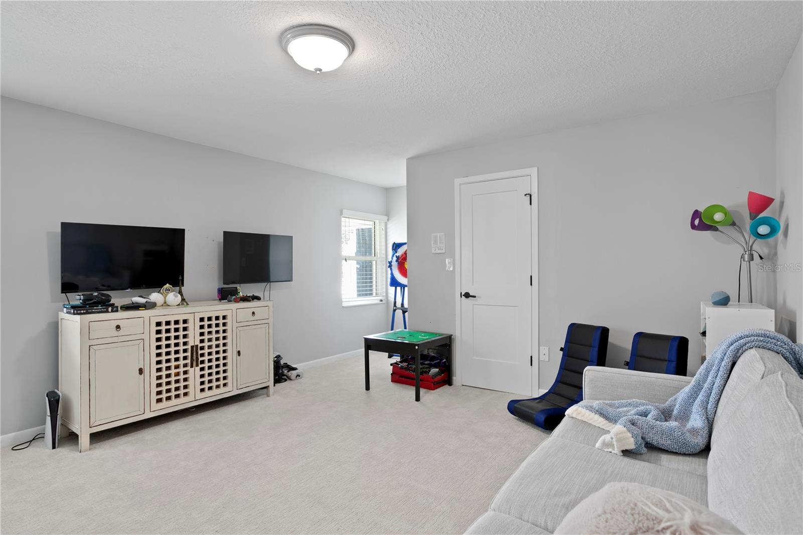 Image 43 of 75 For 4935 Bay Way Place