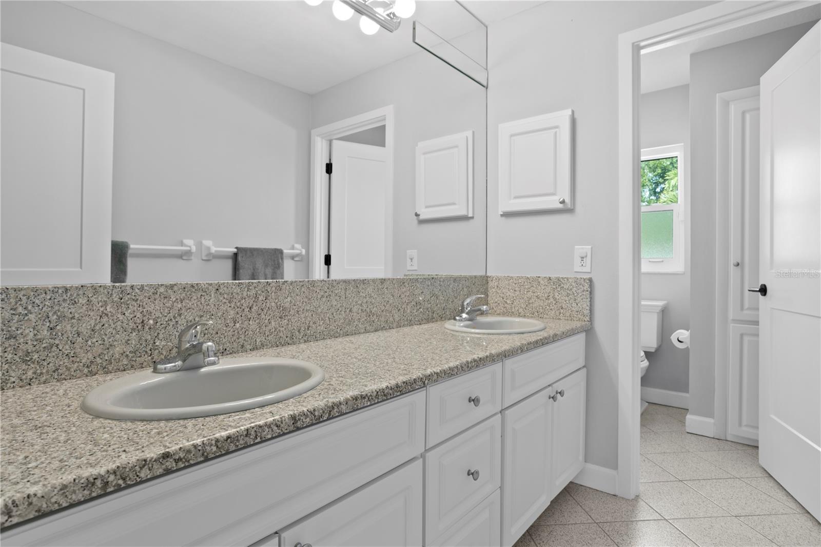 Image 48 of 75 For 4935 Bay Way Place