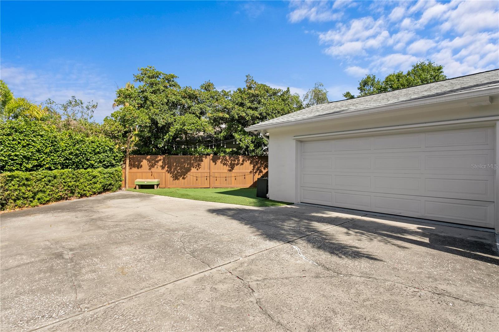 Image 61 of 75 For 4935 Bay Way Place