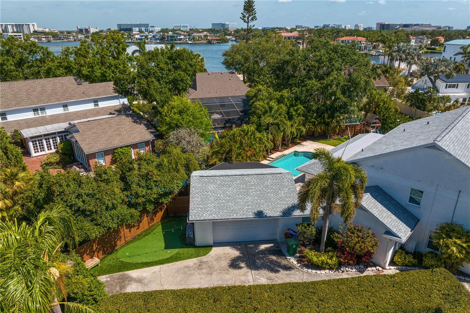Image 63 of 75 For 4935 Bay Way Place
