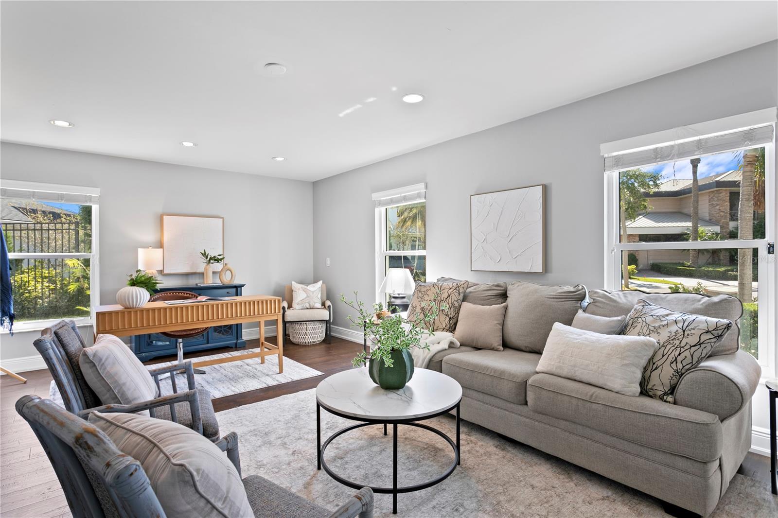 Image 7 of 75 For 4935 Bay Way Place
