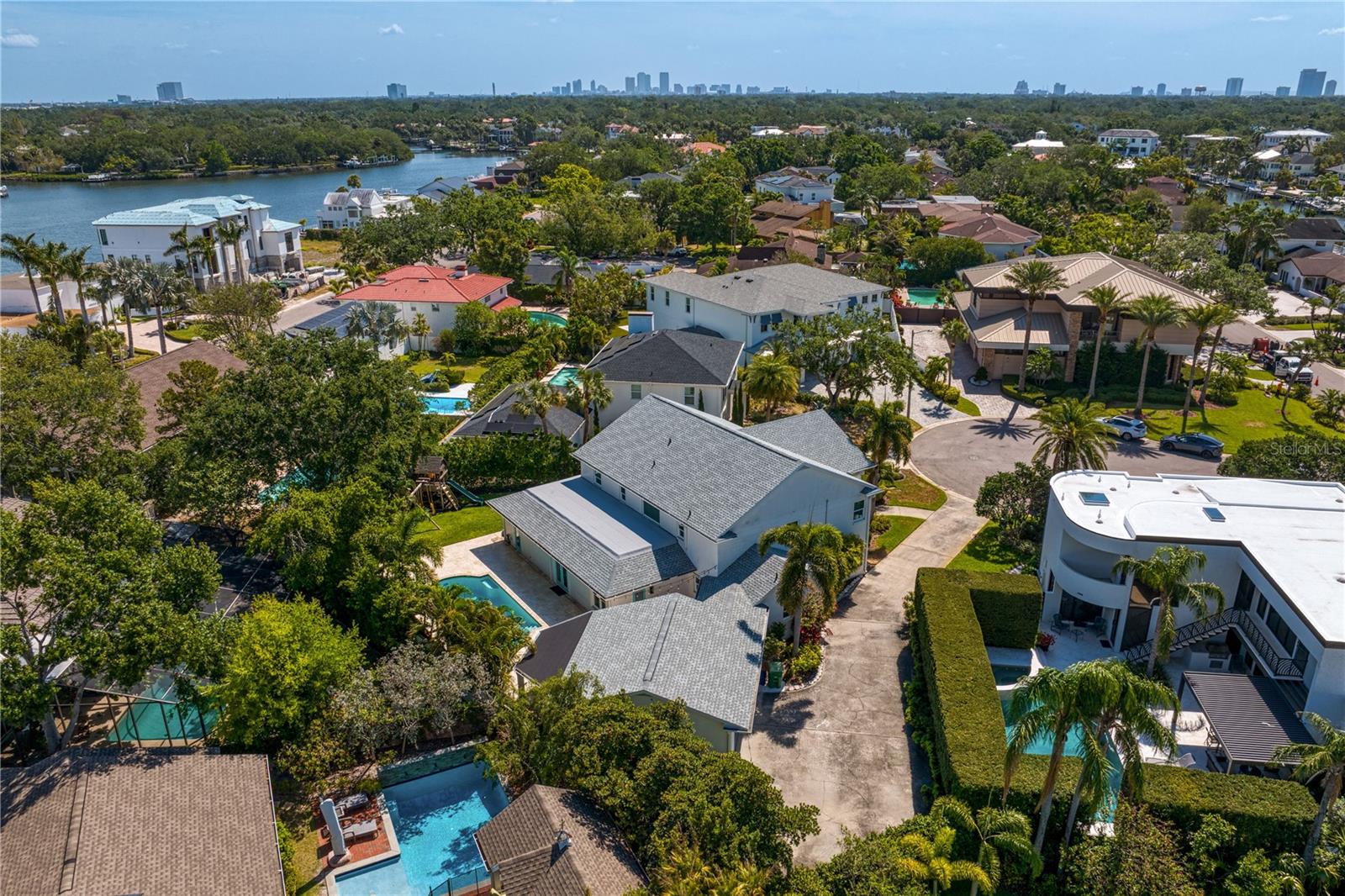 Image 71 of 75 For 4935 Bay Way Place