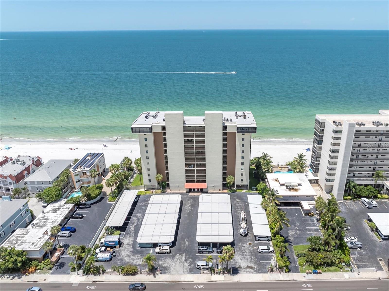 Image 13 of 56 For 15400 Gulf Boulevard 202